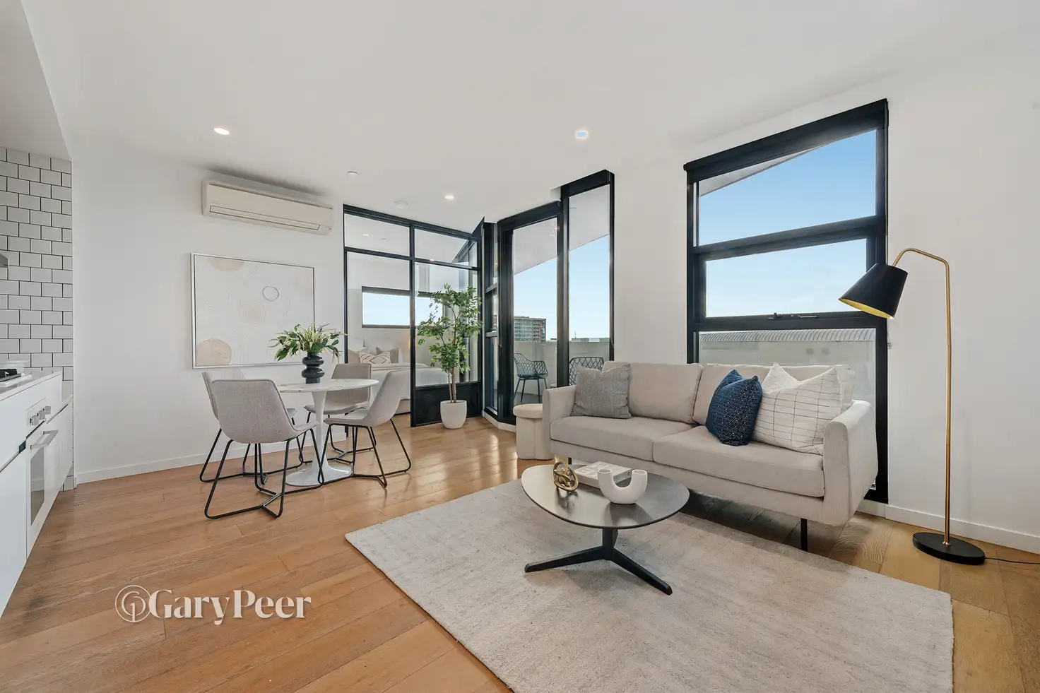 Main view of Homely apartment listing, 501/2 Morton Avenue, Carnegie VIC 3163