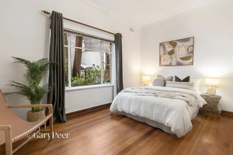 Third view of Homely apartment listing, 2/21 Eildon Road, St Kilda VIC 3182