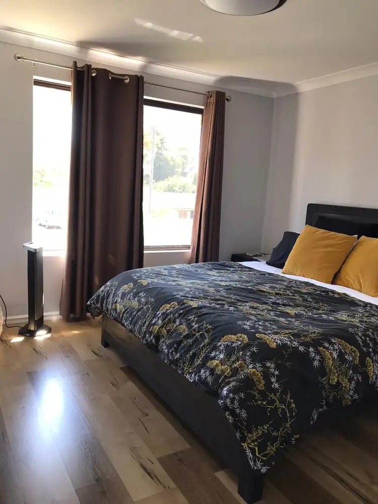 Sixth view of Homely house listing, 2 Clewlow Court, Withers WA 6230