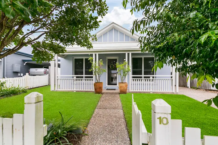 Second view of Homely house listing, 10 Bora Place, Ningi QLD 4511