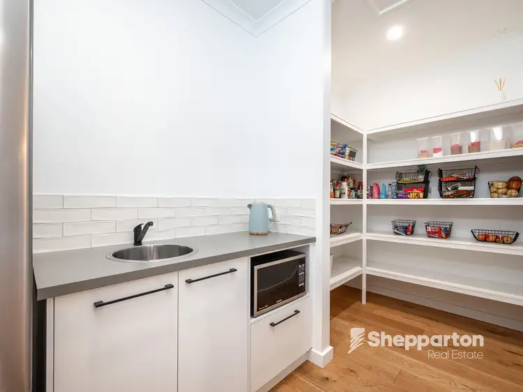 Fifth view of Homely house listing, 10 Redbyrne Court, Grahamvale VIC 3631
