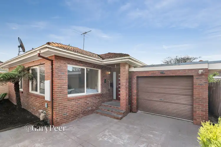 2/10 Feodore Street, Caulfield South VIC 3162