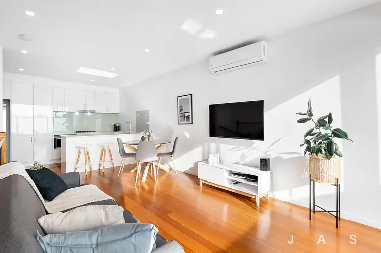 1/240 Hyde Street, Yarraville VIC 3013