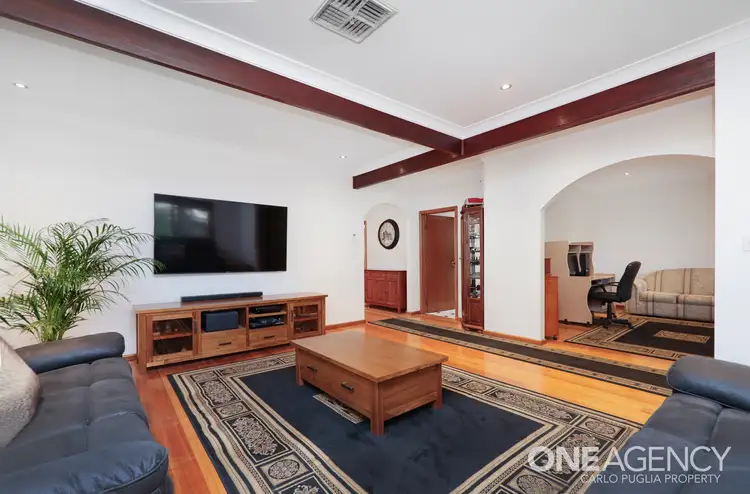 22 Cooke Avenue, Sunshine North VIC 3020