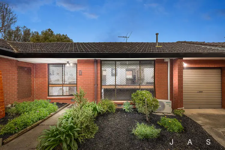 Main view of Homely villa listing, 2/27 Vernon Street, South Kingsville VIC 3015