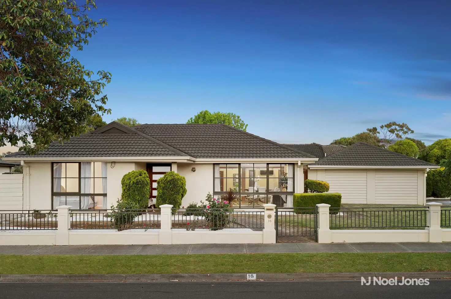 Main view of Homely house listing, 16 Hawksburn Crescent, Wantirna South VIC 3152