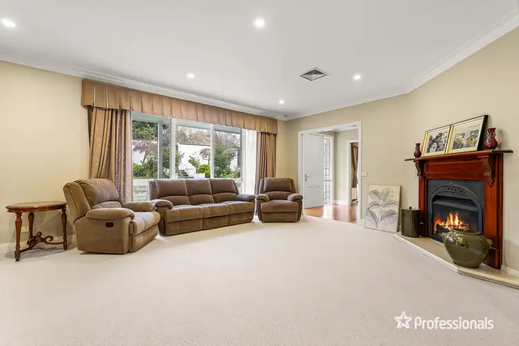 Sixth view of Homely house listing, 7 Decontra Close, Donvale VIC 3111