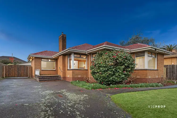 6 Pinnacle Avenue, Ferntree Gully VIC 3156