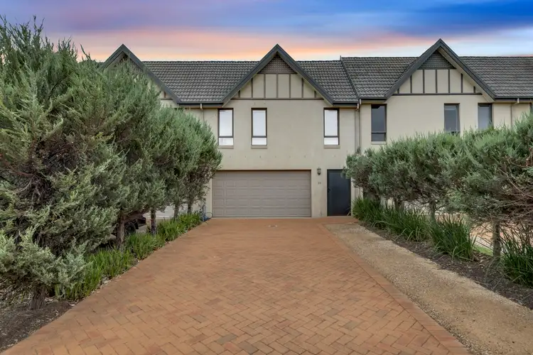 23/1 Greg Norman Drive, Sanctuary Lakes VIC 3030