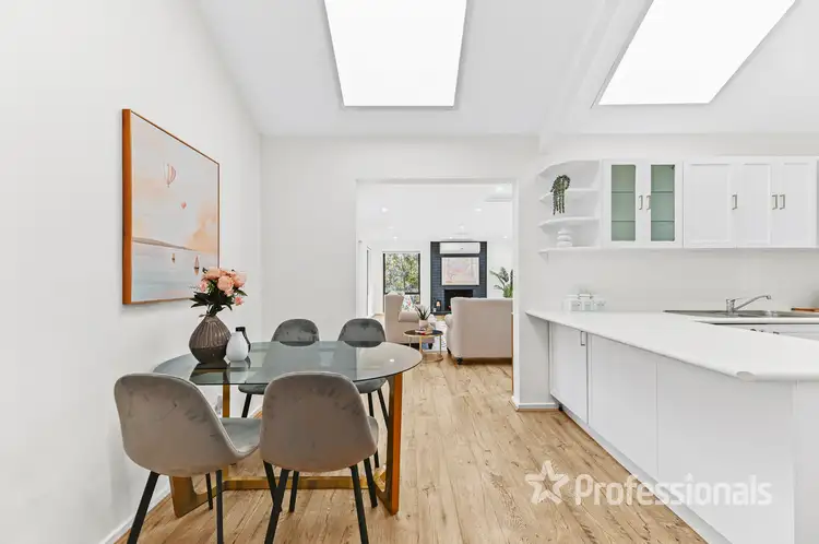 Sixth view of Homely house listing, 33 Linsley Way, Wantirna VIC 3152