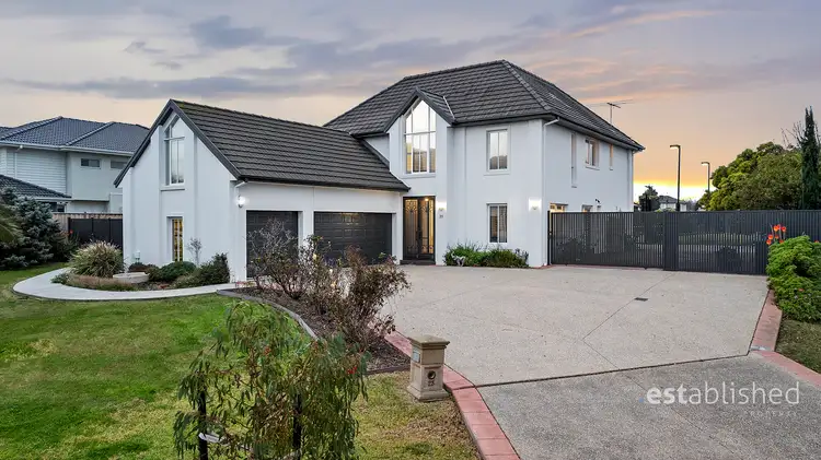 25 Greg Norman Drive, Sanctuary Lakes VIC 3030