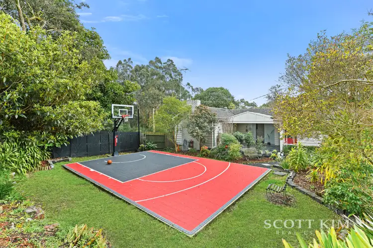 Second view of Homely house listing, 437 Waverley Road, Mount Waverley VIC 3149