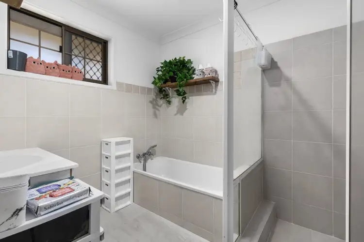 Fifth view of Homely villa listing, 56/160 Bardon Avenue, Miami QLD 4220