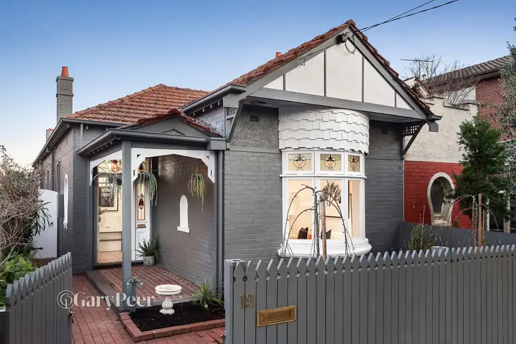 19 Hartpury Avenue, Elwood VIC 3184