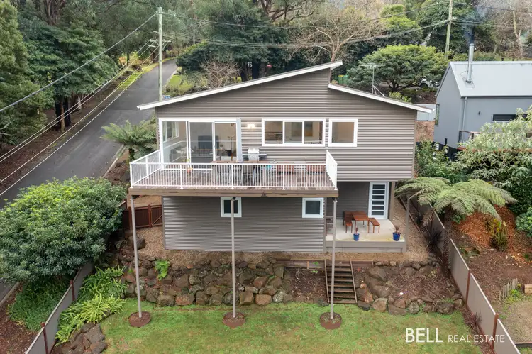 2 Waterloo Avenue, Warburton VIC 3799