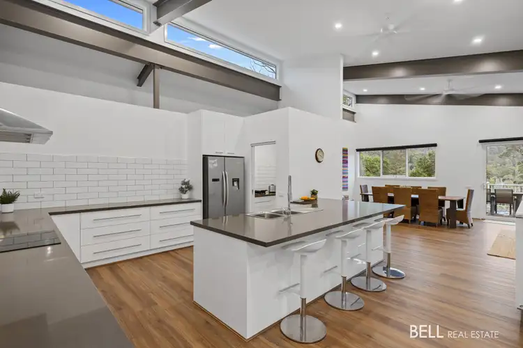 2 Waterloo Avenue, Warburton VIC 3799