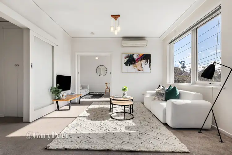 Third view of Homely apartment listing, 2/34 Elizabeth Street, Elsternwick VIC 3185
