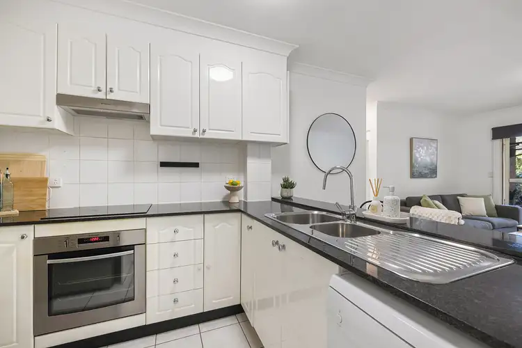 Third view of Homely apartment listing, 6/5-7 Gulliver Street, Brookvale NSW 2100