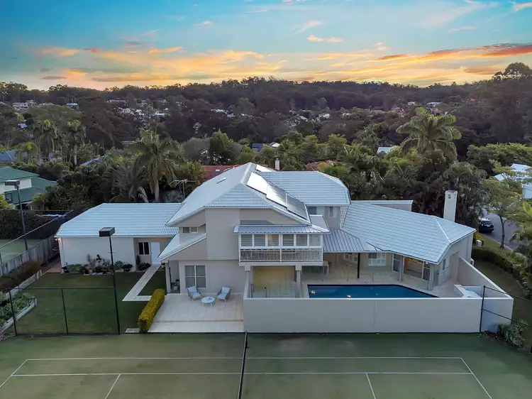 12 Incana Street, Chapel Hill QLD 4069