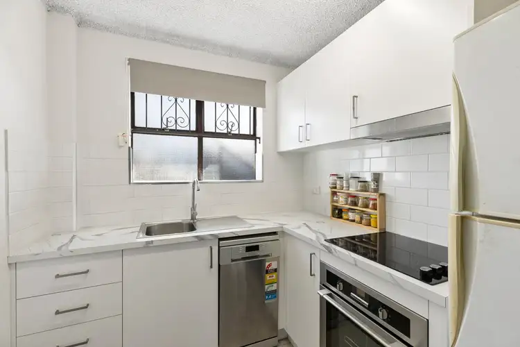 Fifth view of Homely unit listing, 2/22 Stanley Terrace, Taringa QLD 4068