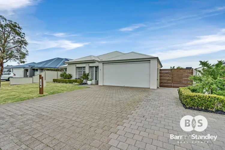 Second view of Homely house listing, 7 Ammolite Way, Australind WA 6233