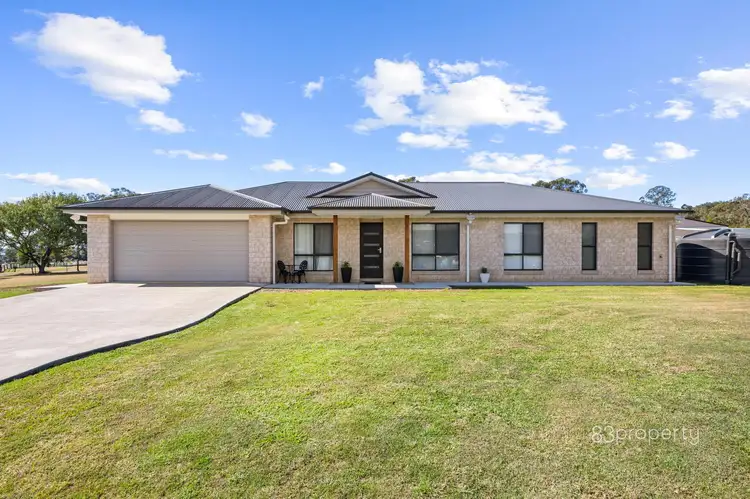 15 Leslee Court, Summerholm QLD 4341