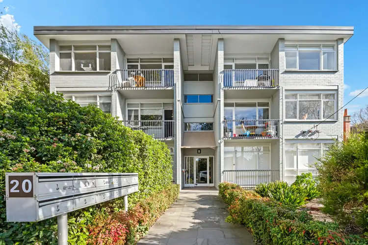 12/20 Valentine Grove, Armadale VIC 3143