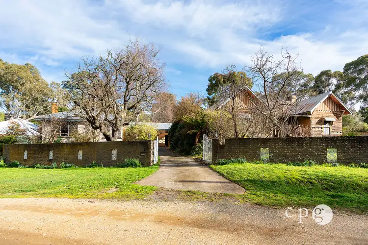 4 Camp Crescent, Castlemaine VIC 3450