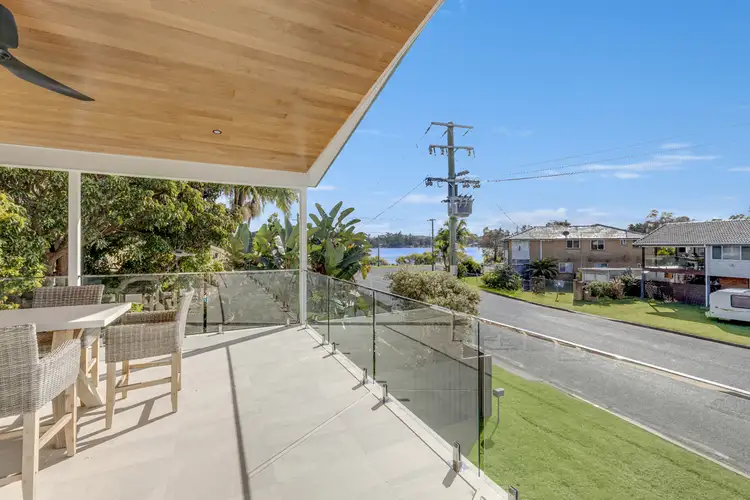 2 Bell Street, Dunbogan NSW 2443