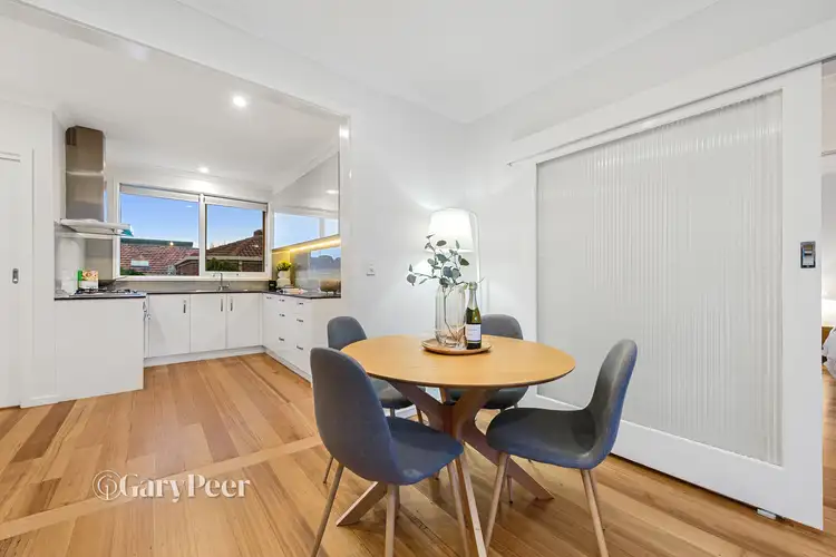 Fifth view of Homely apartment listing, 4/25 Eumeralla Road, Caulfield South VIC 3162