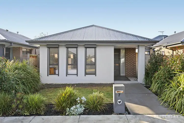 Main view of Homely house listing, 7 Hargood Place, Cranbourne East VIC 3977