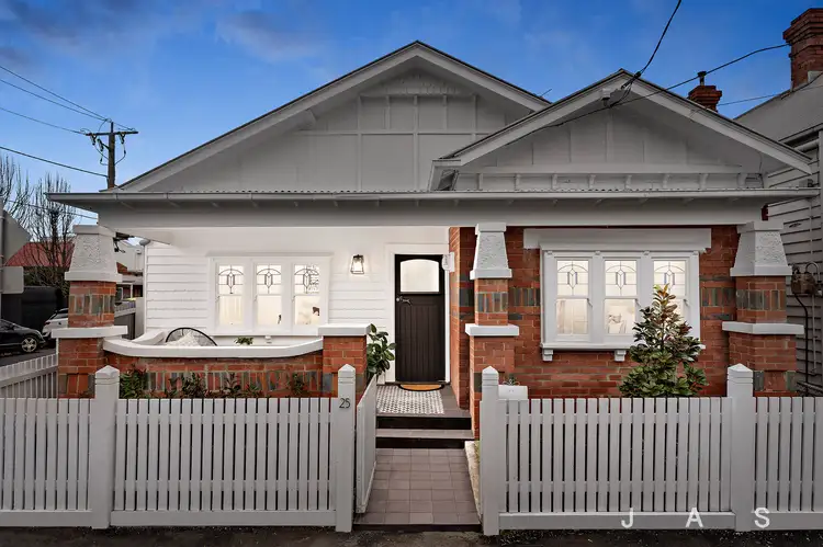 25 Thomson Street, Seddon VIC 3011