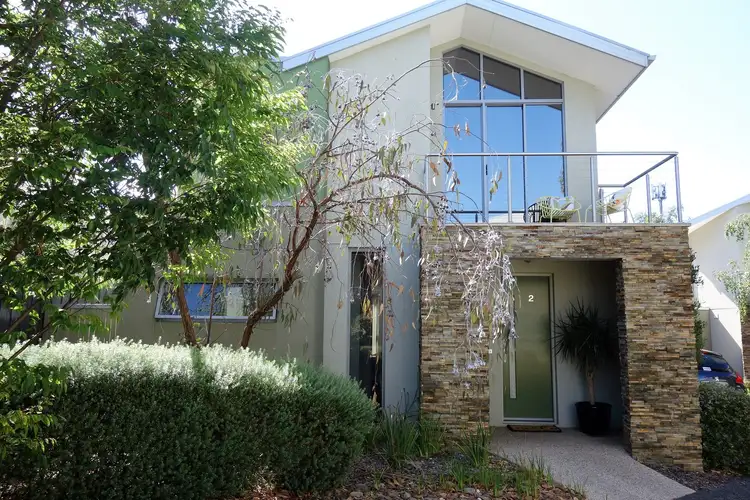 Main view of Homely townhouse listing, 2/16 Royal Terrace, Highett VIC 3190