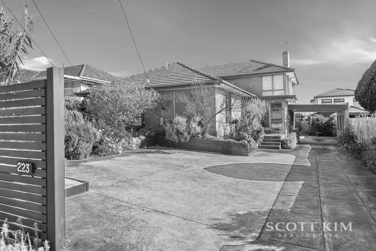 223 Stephensons Road