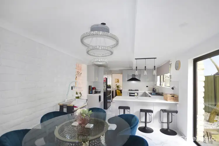 8 Bunderra Place