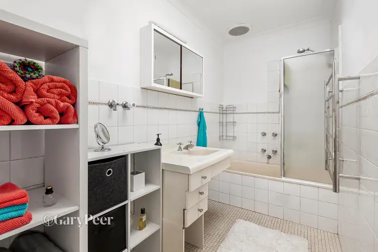Fourth view of Homely apartment listing, 11/41 Nepean Highway, Elsternwick VIC 3185