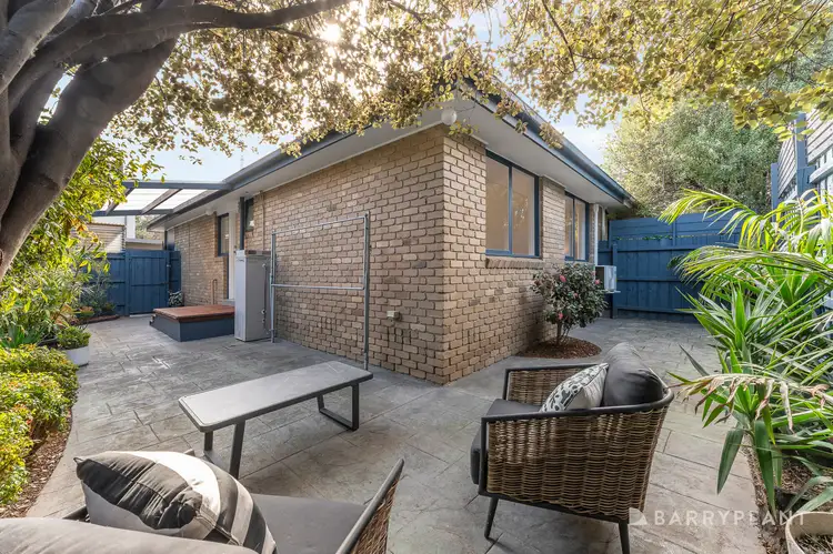 4/4 Montgomery Street, Mordialloc VIC 3195