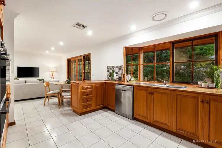 Fifth view of Homely house listing, 7 Tramore Close, Templestowe VIC 3106
