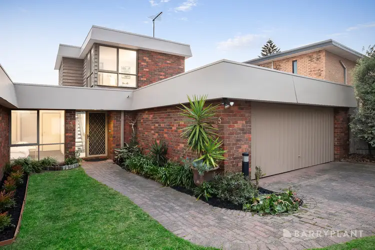 Second view of Homely townhouse listing, 5/58-60 Nepean Highway, Aspendale VIC 3195