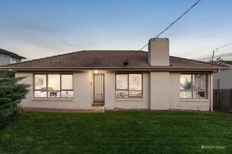 1/8 Ireland Avenue, Doncaster East VIC 3109