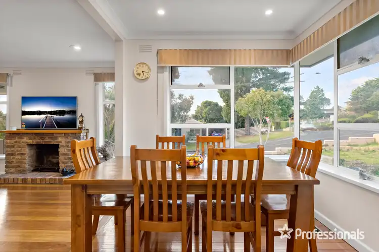 Fifth view of Homely house listing, 113 Stephensons Road, Mount Waverley VIC 3149