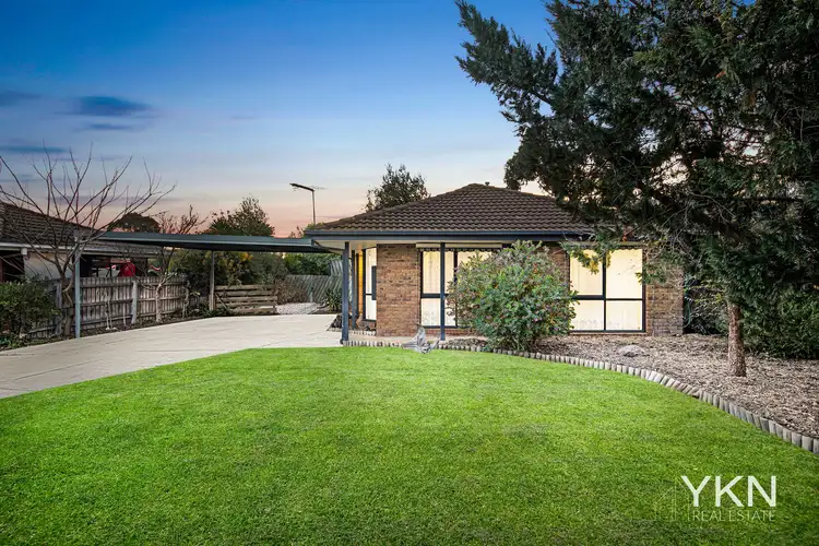 27 Smoult Drive, Kurunjang VIC 3337