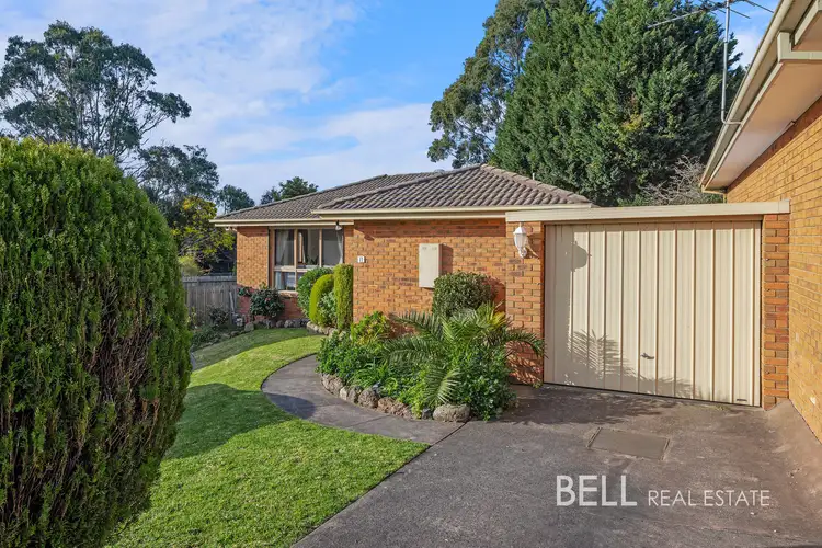 11/13 Endeavour Crescent, Endeavour Hills VIC 3802