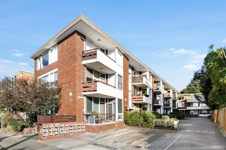15/327 Orrong Road, St Kilda East VIC 3183