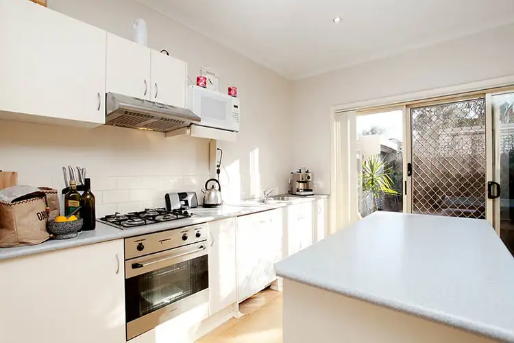 2A Chatfield Street, Kingsville VIC 3012