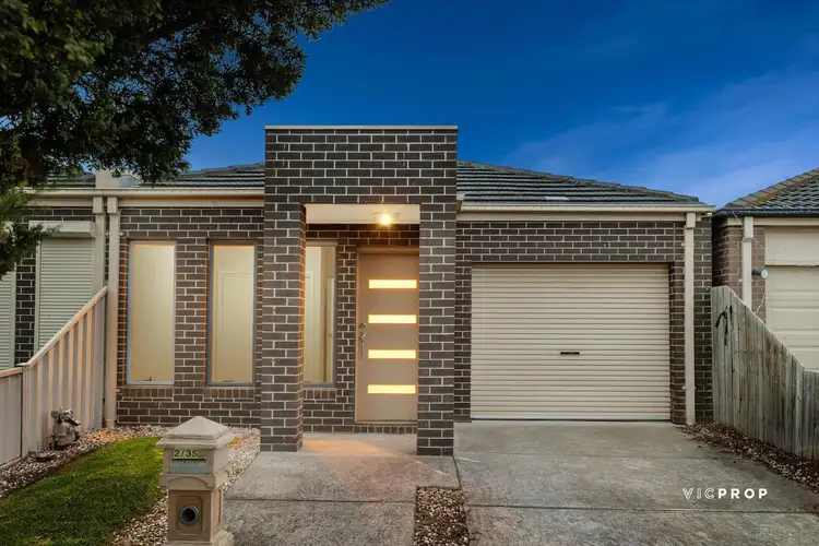 Main view of Homely unit listing, 2/35 Memphis Drive, Truganina VIC 3029