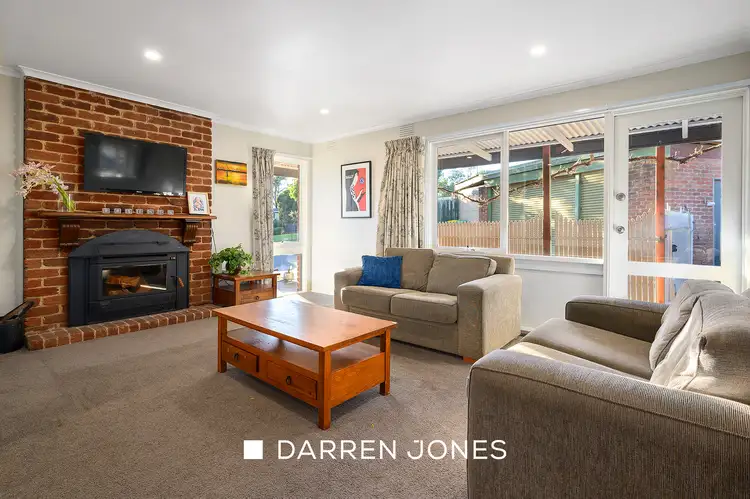 Second view of Homely house listing, 4 Wendover Place, Yallambie VIC 3085