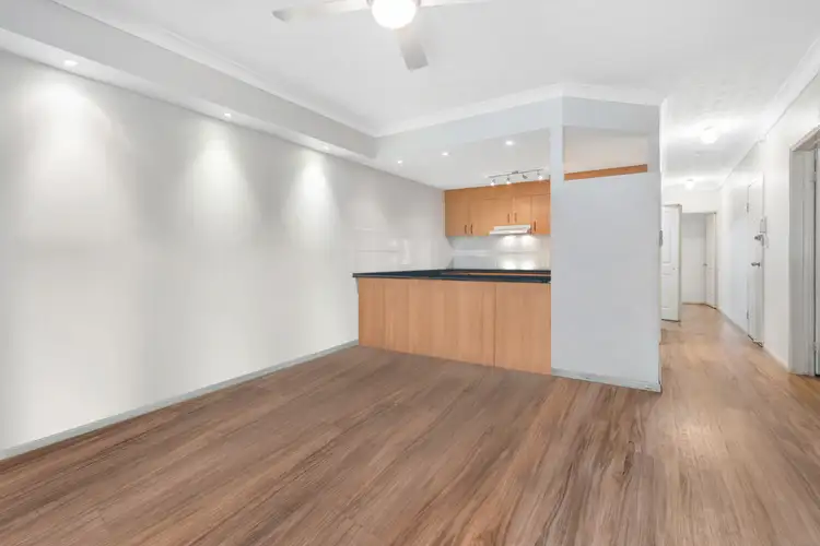 Main view of Homely unit listing, 2/58 Mitre Street, St Lucia QLD 4067