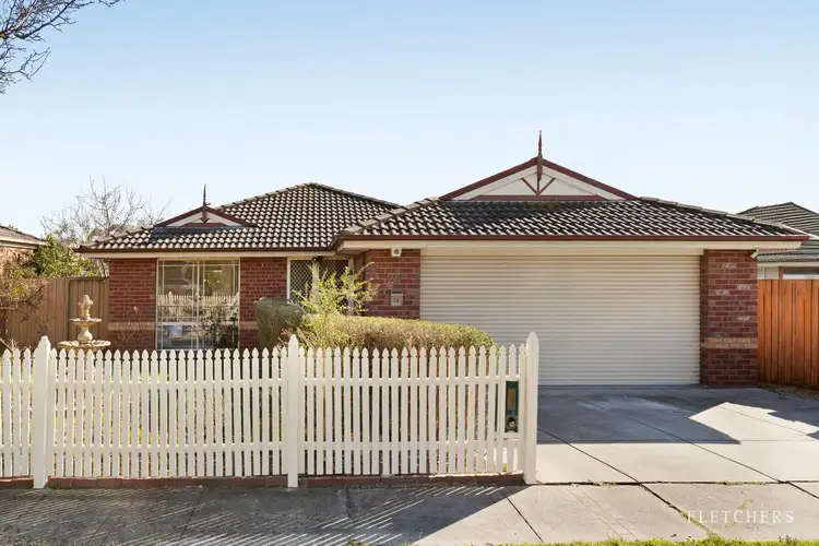 25 Geebung Road, Cranbourne West VIC 3977