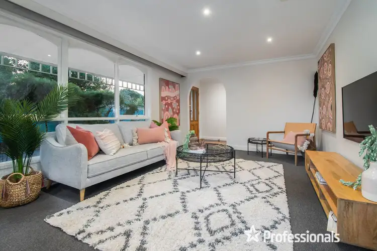 Fifth view of Homely house listing, 10 Elliot Street, Knoxfield VIC 3180